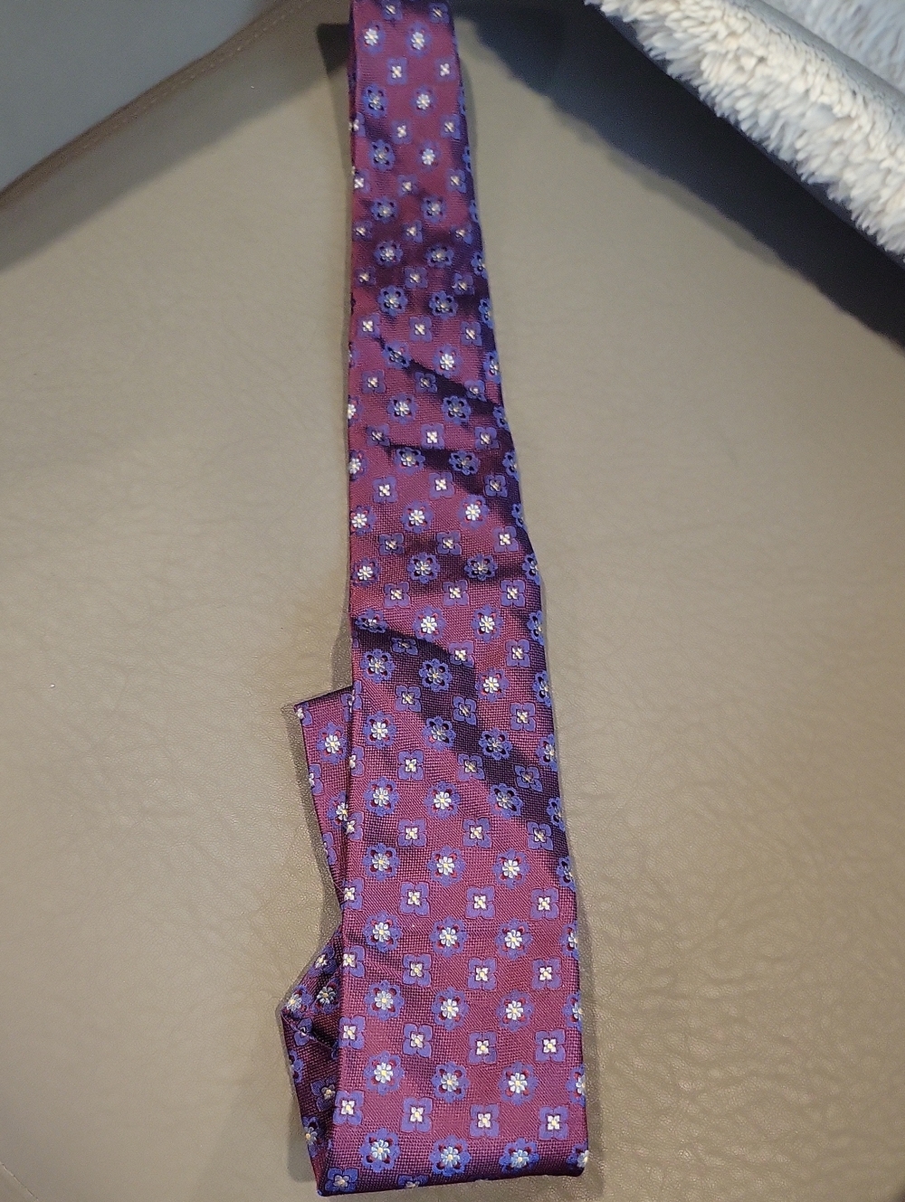 Men's Purple Floral Geometric Silk-Effect Tie